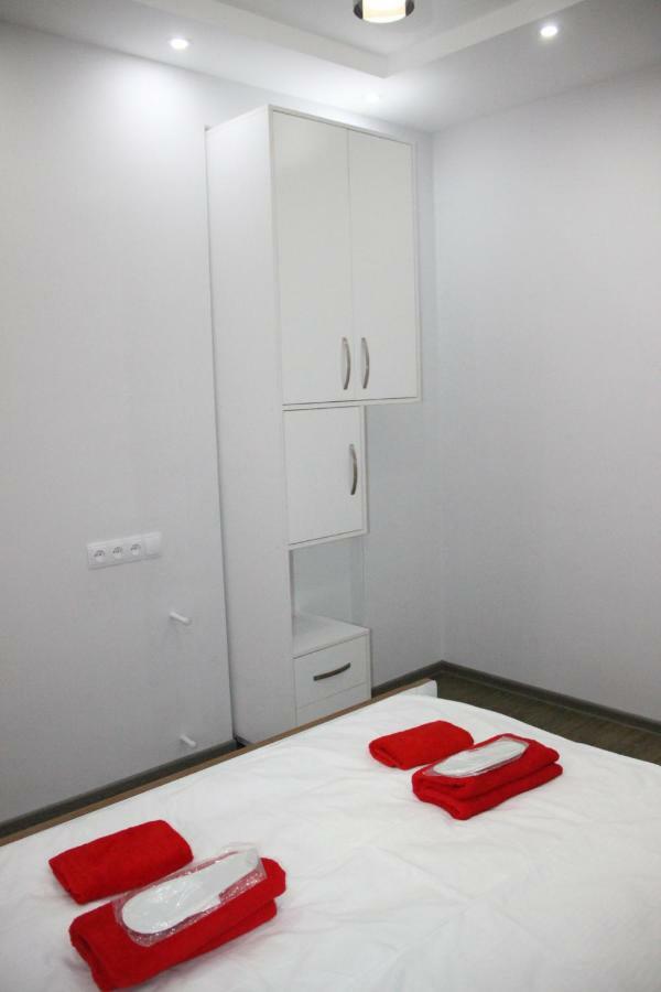 A Rioni Hotel Kutaisi Ngoại thất bức ảnh